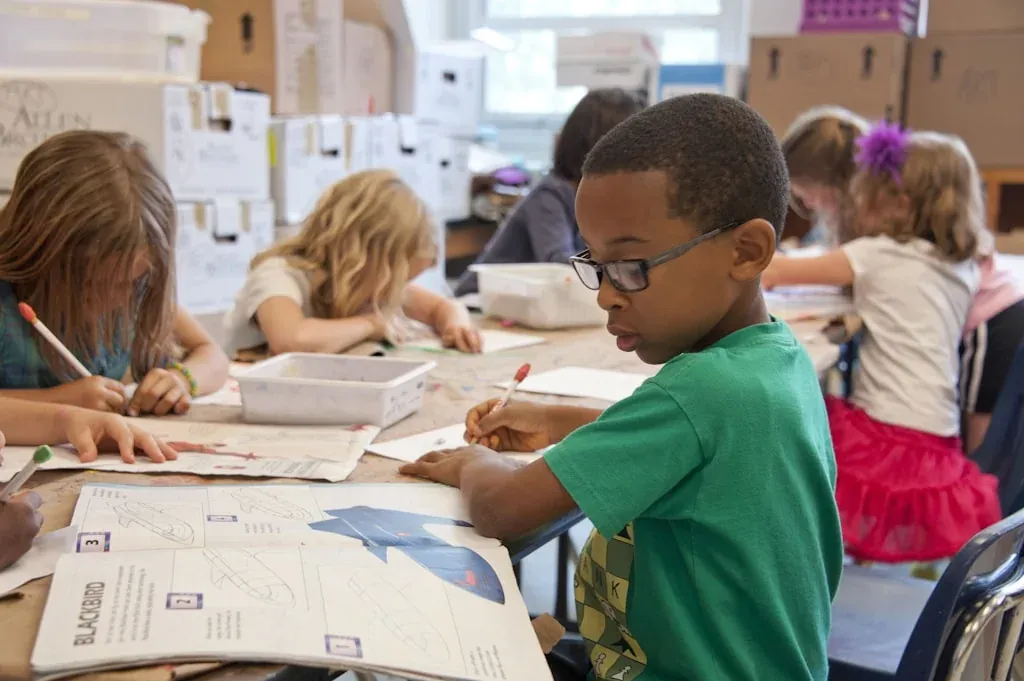 Bien choisir une école privée au-delà du programme scolaire